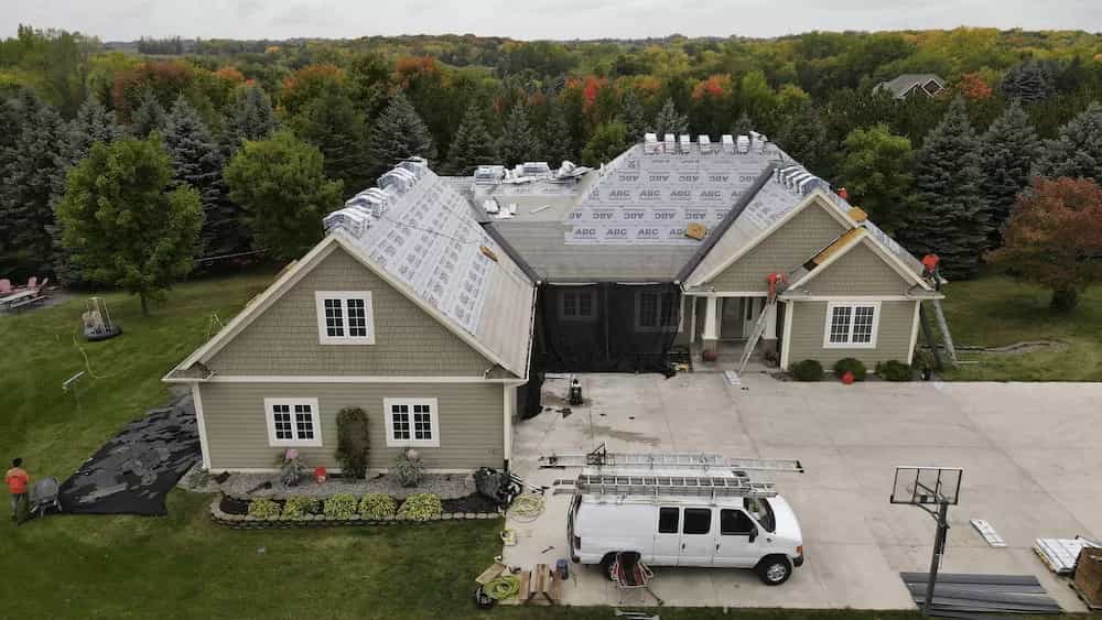 T-10 Construction roof replacement in progress on a Midwest home
