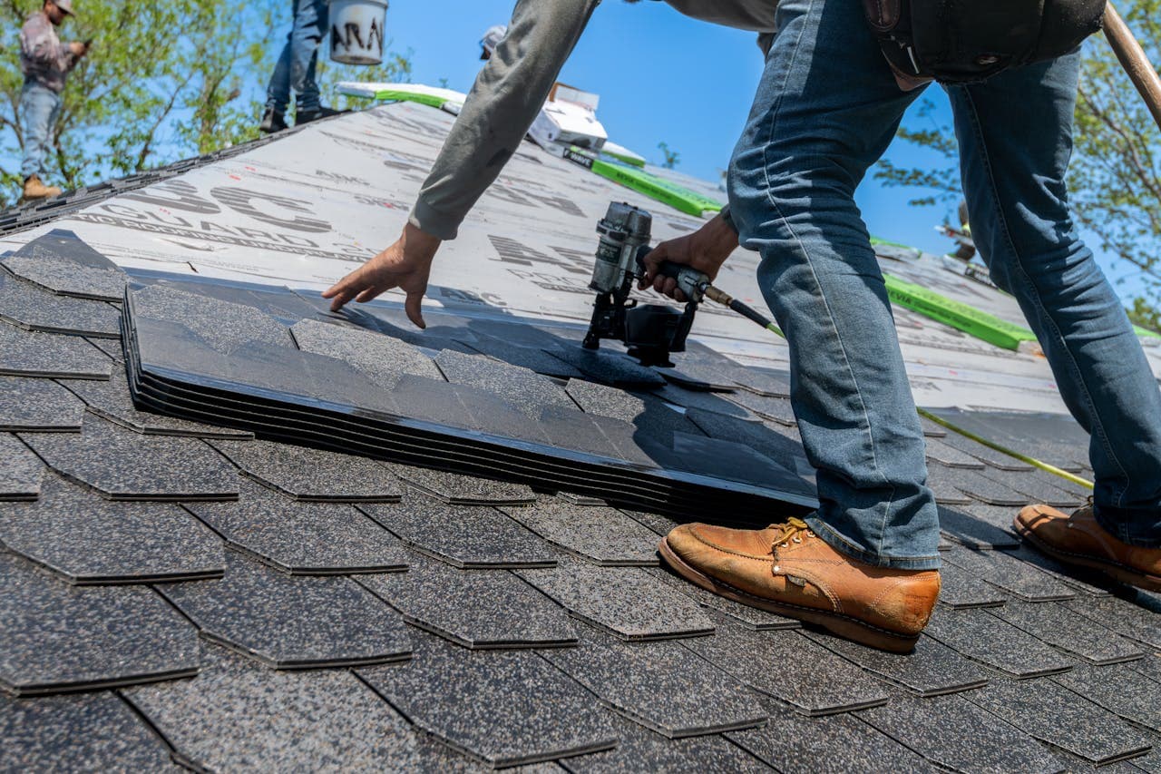 Best Roofing Materials for Minnesota Homes